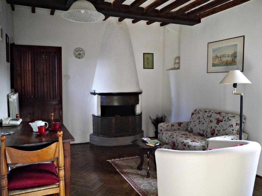 Castello Di Montalto Aparthotel Castelnuovo Berardenga Rum bild